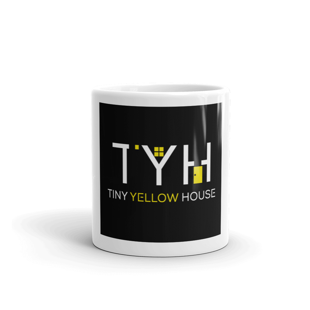 TYH White glossy mug