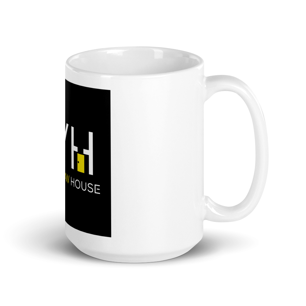 TYH White glossy mug